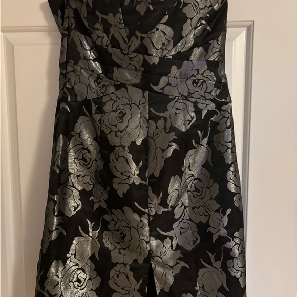 White House Black Market Strapless Floral Dress - Picture 3 of 5